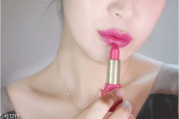 嬌蘭圣誕限量口紅有哪些顏色 嬌蘭圣誕2018限量試色 嬌蘭圣誕限量口紅有哪些顏色 嬌蘭圣誕2018限量試色