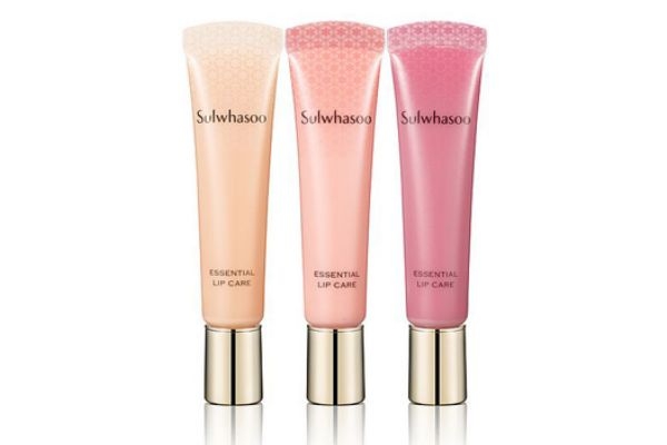 嘴唇干裂用什么唇膏 秋冬潤唇膏推薦 嘴唇干裂用什么唇膏 秋冬潤唇膏推薦