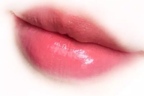 mac tattoo my heart什么顏色 mac棒棒糖唇釉tattoo my heart mac tattoo my heart什么顏色 mac棒棒糖唇釉tattoo my heart