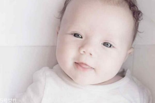 新生兒聽力篩查怎么做有什么指標 新生兒聽力篩查怎么做有什么指標