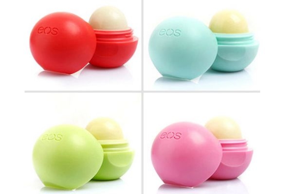 嘴唇干裂用什么唇膏 秋冬潤唇膏推薦 嘴唇干裂用什么唇膏 秋冬潤唇膏推薦