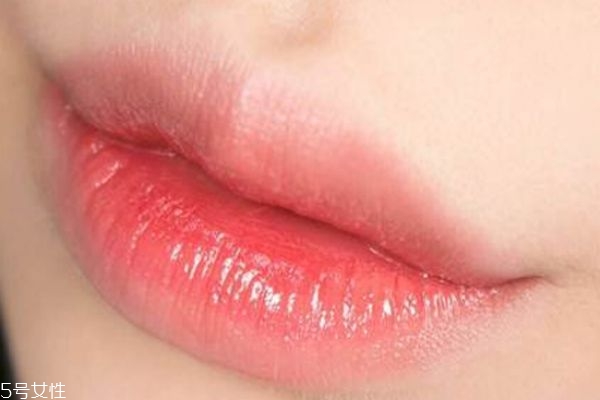 mac tattoo my heart什么顏色 mac棒棒糖唇釉tattoo my heart mac tattoo my heart什么顏色 mac棒棒糖唇釉tattoo my heart