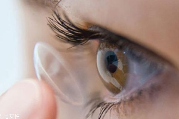 隱形眼鏡怎么清洗 這些一定要注意 隱形眼鏡怎么清洗 這些一定要注意