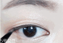 腫眼泡如何畫眼妝圖解 腫眼泡如何畫眼妝 腫眼泡如何畫眼妝圖解 腫眼泡如何畫眼妝