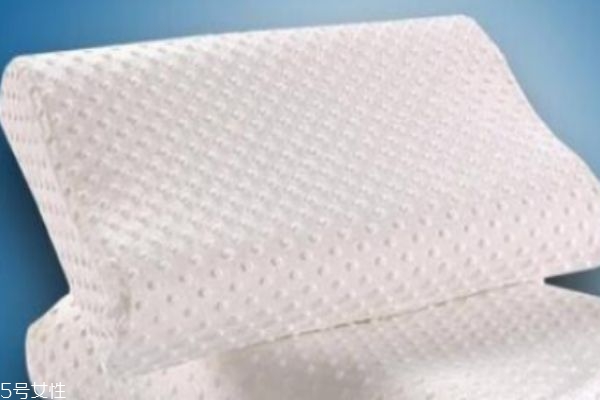 乳膠枕鑒別方法 4招鑒別是否為正品 乳膠枕鑒別方法 4招鑒別是否為正品