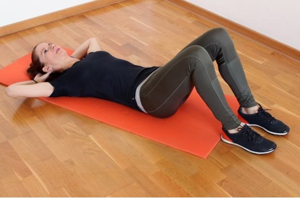 仰臥起坐的危害 三大危害不可不知 仰臥起坐的危害 三大危害不可不知