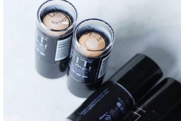 粉底棒有哪些 粉底棒和遮瑕棒的區(qū)別 粉底棒有哪些 粉底棒和遮瑕棒的區(qū)別