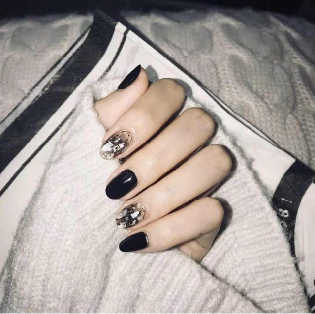 跳色暈染美甲圖片 精致跳色暈染美甲 跳色暈染美甲圖片 精致跳色暈染美甲