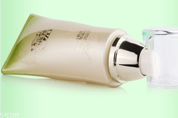 百雀羚洗面奶有幾種 百雀羚洗面奶價(jià)格 百雀羚洗面奶有幾種 百雀羚洗面奶價(jià)格