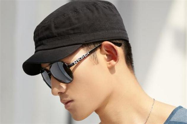 平頂帽怎么搭配衣服 注意這些細節(jié) 平頂帽怎么搭配衣服 注意這些細節(jié)