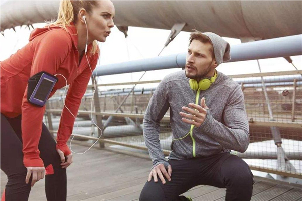 下雪天可以跑步嗎 要注意安全 下雪天可以跑步嗎 要注意安全