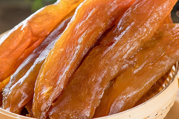 紅薯干是油炸的嗎 自然曬干而成 紅薯干是油炸的嗎 自然曬干而成