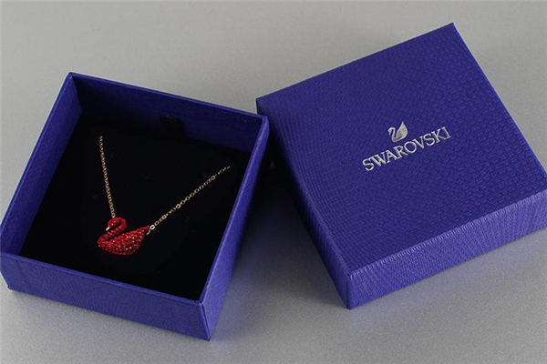 施華洛世奇紅天鵝項鏈多少錢 新年限量款 施華洛世奇紅天鵝項鏈多少錢 新年限量款
