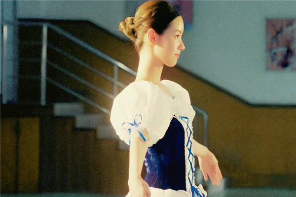 天鵝頸是天生的嗎 多數(shù)靠后天鍛煉 天鵝頸是天生的嗎 多數(shù)靠后天鍛煉