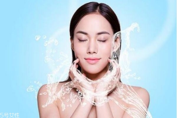 皮膚補(bǔ)水最好的方法 皮膚補(bǔ)水的幾個小妙招 皮膚補(bǔ)水最好的方法 皮膚補(bǔ)水的幾個小妙招