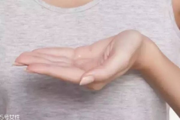 護膚品的涂抹用量 護膚品正確用量 護膚品的涂抹用量 護膚品正確用量