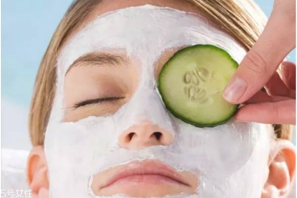 肌膚補(bǔ)水小妙招有哪些 冬天肌膚補(bǔ)水小妙招 肌膚補(bǔ)水小妙招有哪些 冬天肌膚補(bǔ)水小妙招