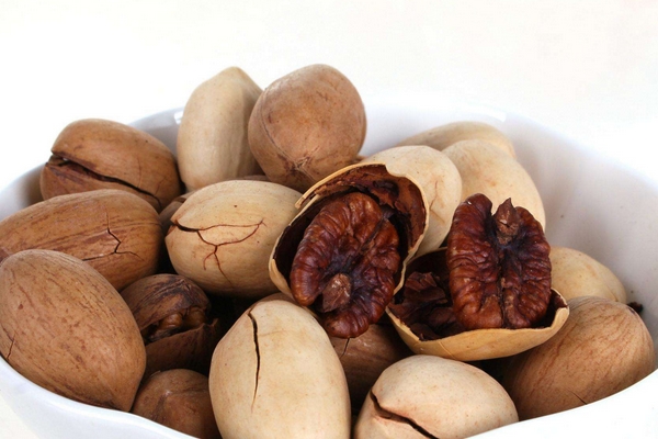 碧根果吃法 教你美味吃法 碧根果吃法 教你美味吃法