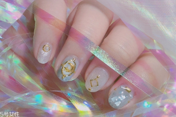 高清星月美甲圖片 仙女專屬星月美甲 高清星月美甲圖片 仙女專屬星月美甲