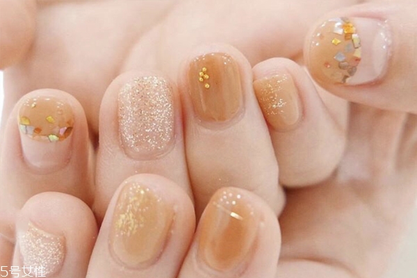 2019琥珀色美甲圖片 溫柔耐看琥珀色美甲 2019琥珀色美甲圖片 溫柔耐看琥珀色美甲