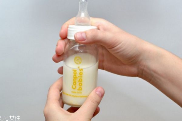 奶粉不容易溶解怎么回事 奶粉不易溶解怎么辦 奶粉不容易溶解怎么回事 奶粉不易溶解怎么辦