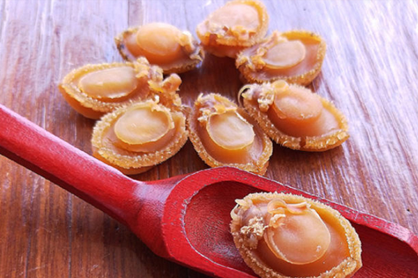 干鮑魚(yú)背部有劃痕正常嗎 假鮑魚(yú)無(wú)疑