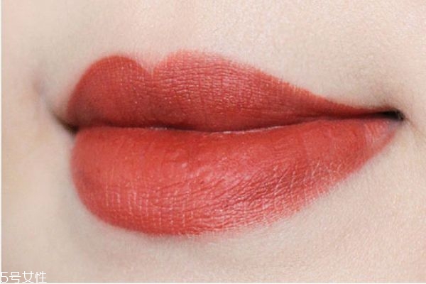 3ce金色口紅試色 3ce啞光金管口紅價格 3ce金色口紅試色 3ce啞光金管口紅價格