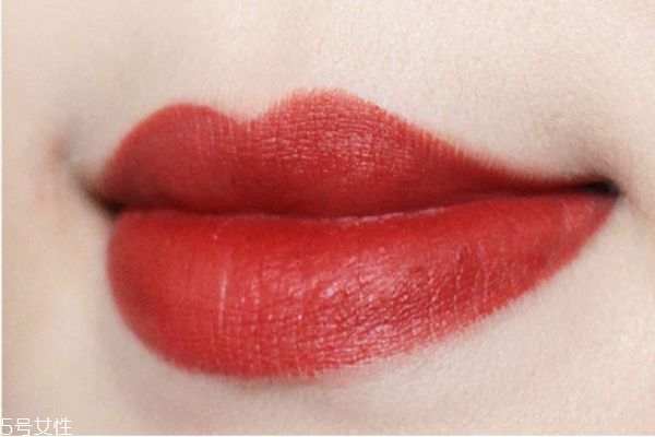 3ce金色口紅試色 3ce啞光金管口紅價格 3ce金色口紅試色 3ce啞光金管口紅價格