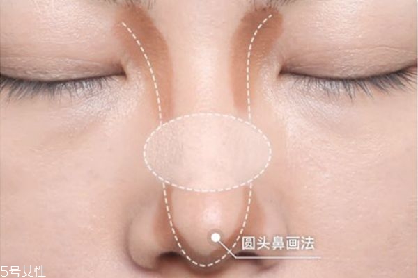 修容棒怎么畫鼻子 鼻影的畫法圖解 修容棒怎么畫鼻子 鼻影的畫法圖解