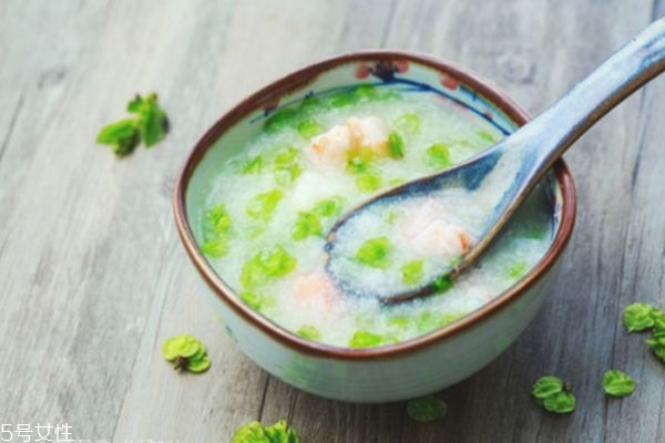 榆錢怎么做好吃 榆錢怎么做 榆錢怎么做好吃 榆錢怎么做