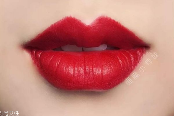 m型唇妝怎么畫 最流行m型唇妝畫法 m型唇妝怎么畫 最流行m型唇妝畫法