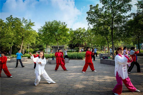 晨練后多久可以吃早餐 半個(gè)小時(shí)左右 晨練后多久可以吃早餐 半個(gè)小時(shí)左右