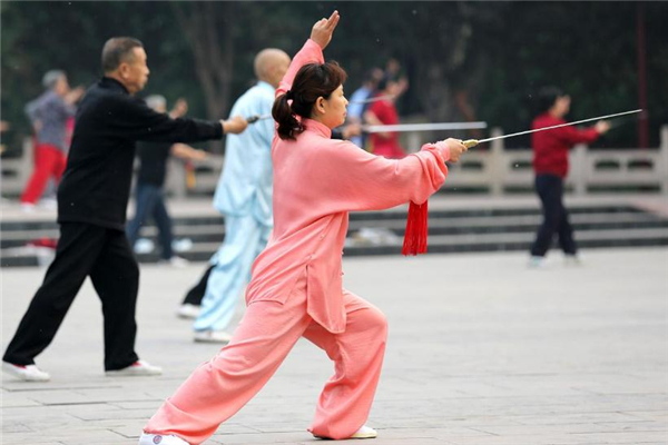 晨練時間多長合適 不需要太長 晨練時間多長合適 不需要太長