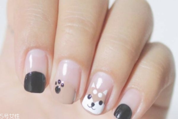 卡通手繪美甲怎么做 動物圖案卡通美甲怎么做 卡通手繪美甲怎么做 動物圖案卡通美甲怎么做