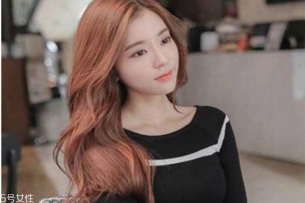 什么燙發(fā)好打理 燙發(fā)的注意事項(xiàng) 什么燙發(fā)好打理 燙發(fā)的注意事項(xiàng)