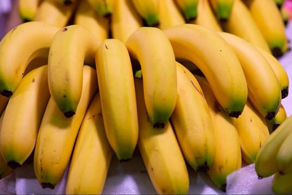 草莓和香蕉可以一起吃嗎？小心脾胃虛寒