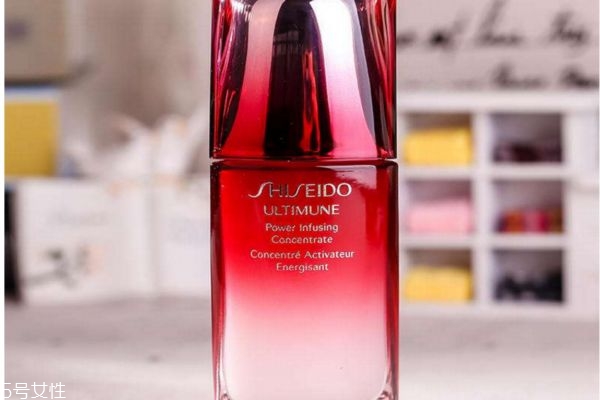 美白精華和抗老精華哪個先用 美白精華和抗老精華用法 美白精華和抗老精華哪個先用 美白精華和抗老精華用法