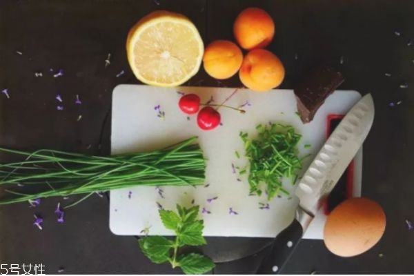 防癌抗癌食物有哪些 預(yù)防癌癥的食物 防癌抗癌食物有哪些 預(yù)防癌癥的食物