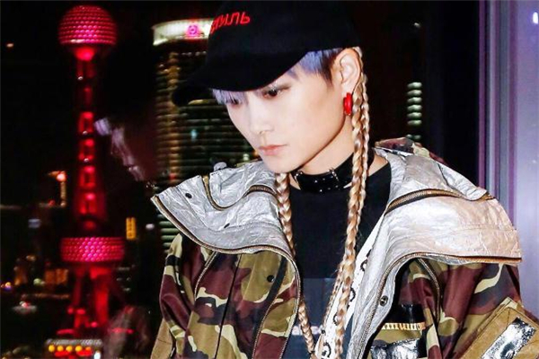 上官喆是怎么火的 國潮設(shè)計(jì)師的代表