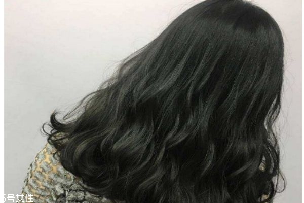 2019長卷發(fā)發(fā)色 女神必備長卷發(fā)發(fā)型 2019長卷發(fā)發(fā)色 女神必備長卷發(fā)發(fā)型