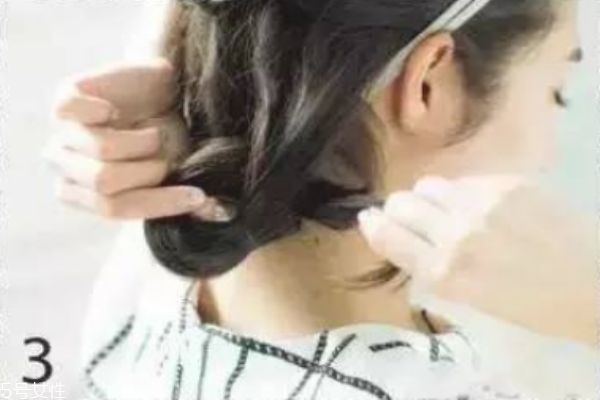 長(zhǎng)卷發(fā)怎么編發(fā)好看 長(zhǎng)卷發(fā)扎發(fā)教程 長(zhǎng)卷發(fā)怎么編發(fā)好看 長(zhǎng)卷發(fā)扎發(fā)教程