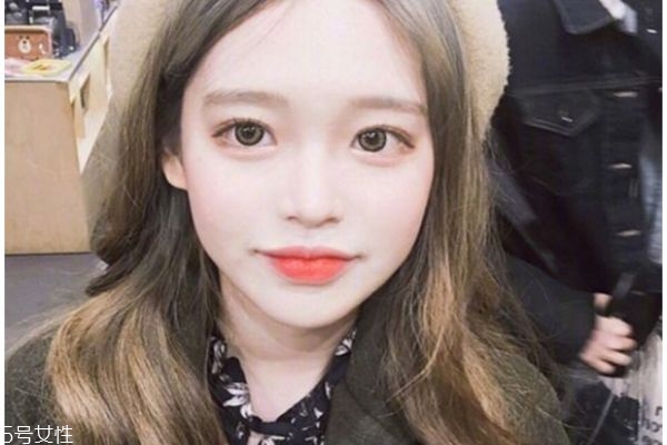 2019長卷發(fā)發(fā)色 女神必備長卷發(fā)發(fā)型 2019長卷發(fā)發(fā)色 女神必備長卷發(fā)發(fā)型