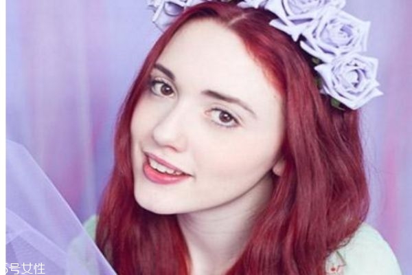 2019長卷發(fā)發(fā)色 女神必備長卷發(fā)發(fā)型 2019長卷發(fā)發(fā)色 女神必備長卷發(fā)發(fā)型