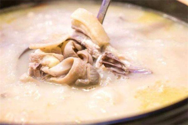 豬肚雞湯有點苦是什么原因 材料處理不干凈 豬肚雞湯有點苦是什么原因 材料處理不干凈