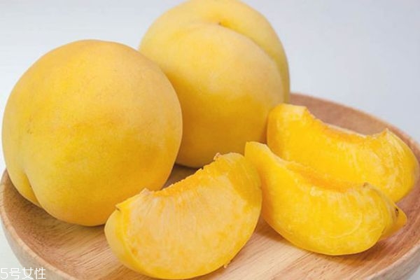 寶寶可以吃黃桃嗎 寶寶怎么吃黃桃比較好 寶寶可以吃黃桃嗎 寶寶怎么吃黃桃比較好