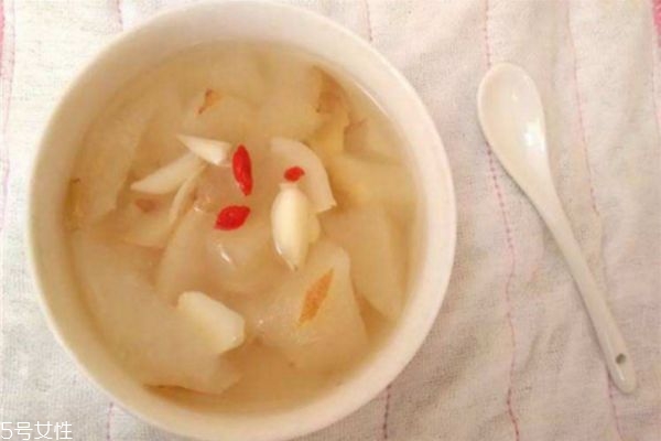 冬天泡什么喝好 冬天咳嗽泡什么水喝 冬天泡什么喝好 冬天咳嗽泡什么水喝