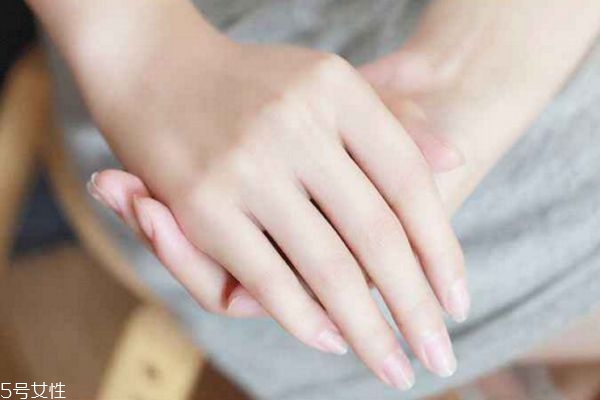 手膜什么時候敷最好 敷完手膜要不要洗 手膜什么時候敷最好 敷完手膜要不要洗