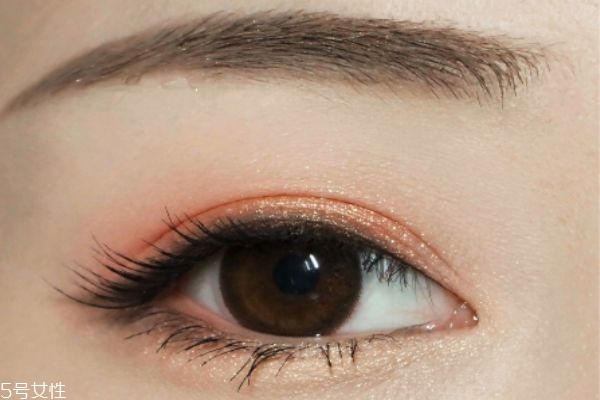 伊蒂之屋多色眼影盤(pán)多少錢(qián) 伊蒂之屋多色眼影盤(pán)價(jià)格 伊蒂之屋多色眼影盤(pán)多少錢(qián) 伊蒂之屋多色眼影盤(pán)價(jià)格