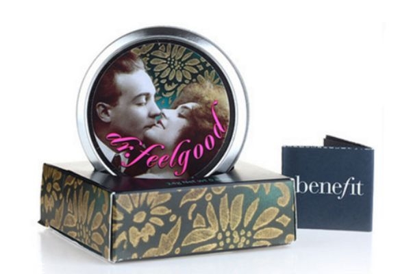 貝玲妃豬油膏和反孔精英的區(qū)別 貝玲妃豬油膏的神奇 貝玲妃豬油膏和反孔精英的區(qū)別 貝玲妃豬油膏的神奇