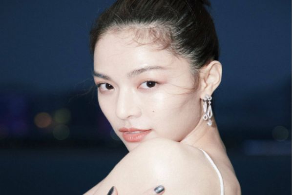 腿毛有一根白色的是什么 腿毛發(fā)癢是怎么回事